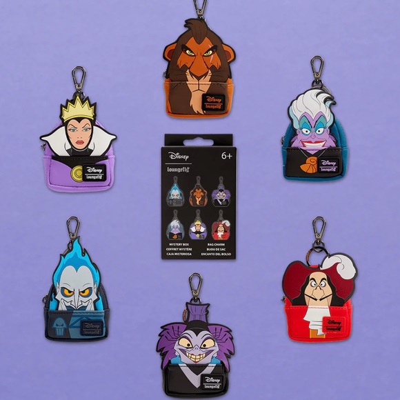 Disney Villains Cosplay Mystery Mini Backpack Keychain Charm  Disney Villains Cosplay Mystery Mini Backpack Keychain Charm- Captain Hook